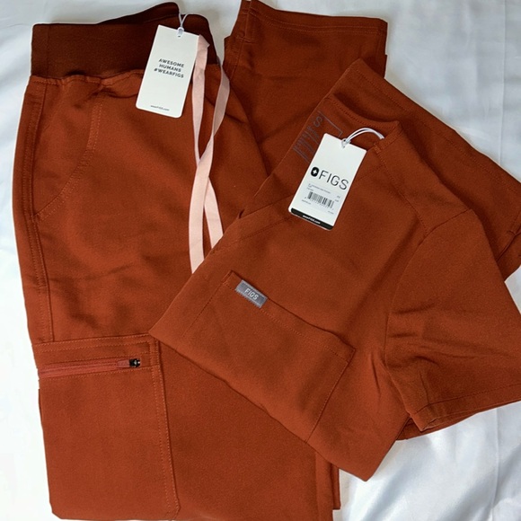 NWT FIGS AUBURN SET TOP XS, PANTS S - Picture 3 of 4